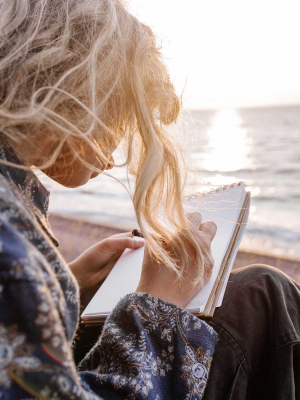 hans-isaacson-Mqx2-kbCVE8-unsplash-1200